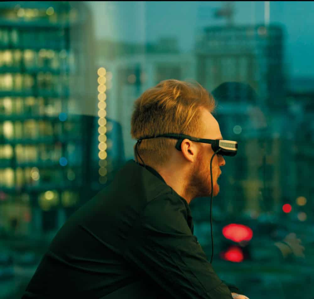Oxford start-up OXSIGHT launches smart glasses for visually impaired