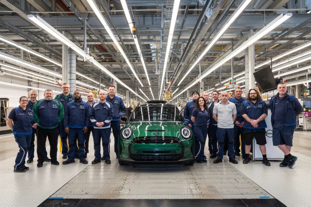 The Business Magazine article image for: Oxford and Swindon Mini factories safe as BMW announces major investment