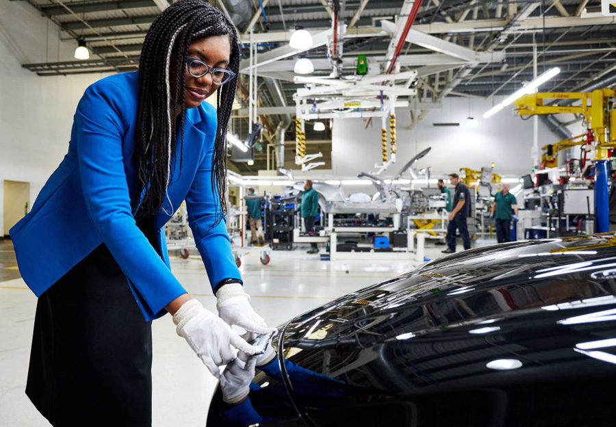 The Business Magazine article image for: Business Secretary visits Aston Martin after announcing £9 million to drive innovation in auto tech industry